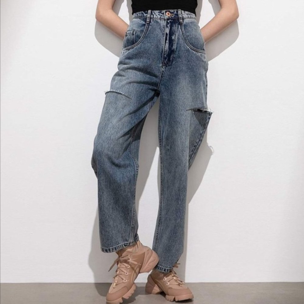 Brand New J.ing High Waist Hunter Ripped Baggy Mom Jeans